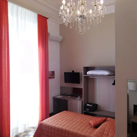 Moonlight Hotel&suites 3* 카타니아