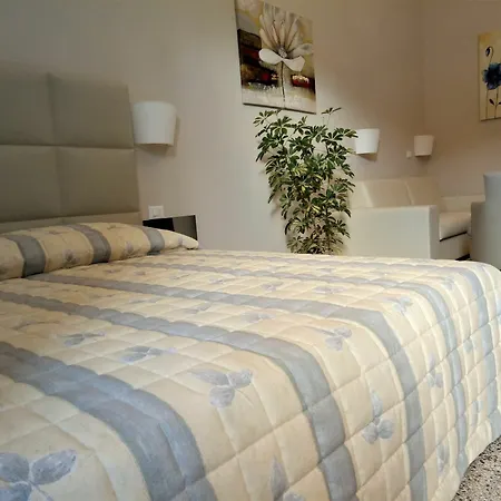 Etnea Royal 3*