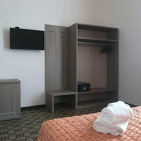 Hotel Etnea Royal 3*